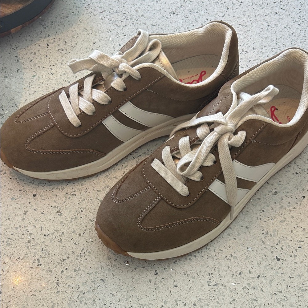 Brown and White women’s Sneakers
